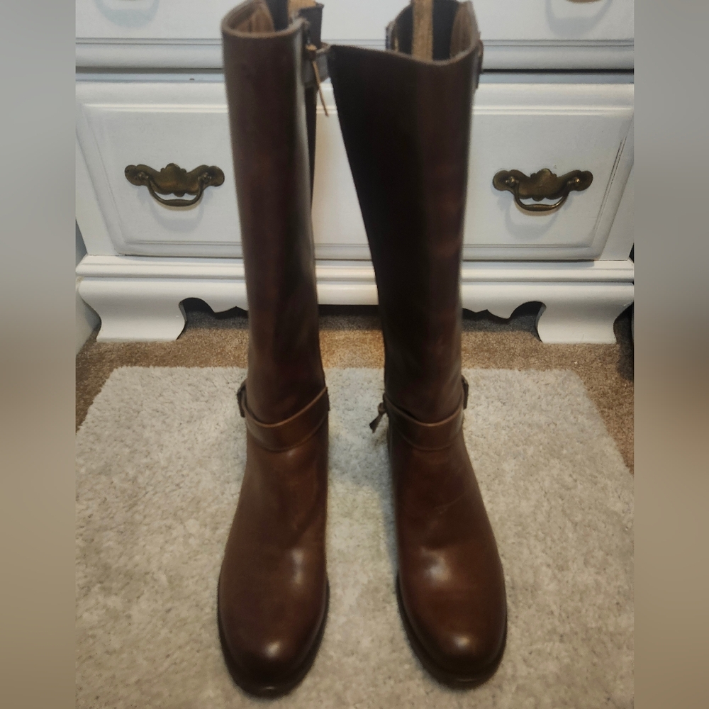Sofft 9.5 boots